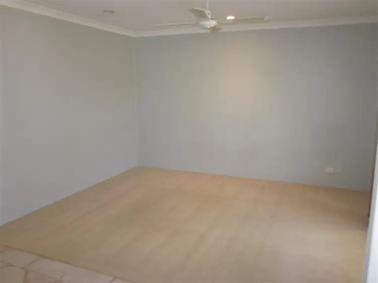 Second view of Homely house listing, 7 Myhill Mews, Leda WA 6170