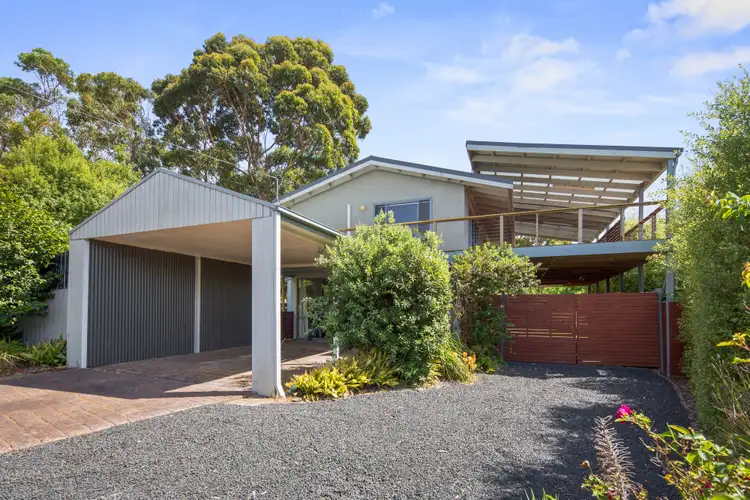 18 Cypress Court, Cowes VIC 3922