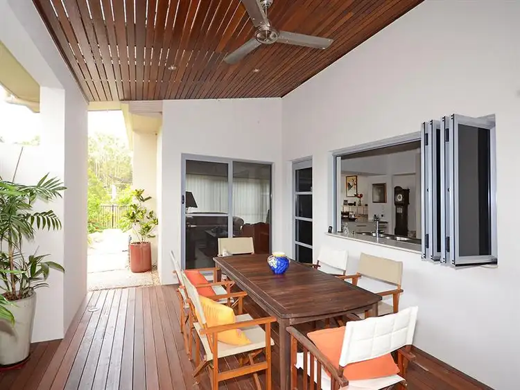 Second view of Homely house listing, 9 Kamala Court, Urraween QLD 4655