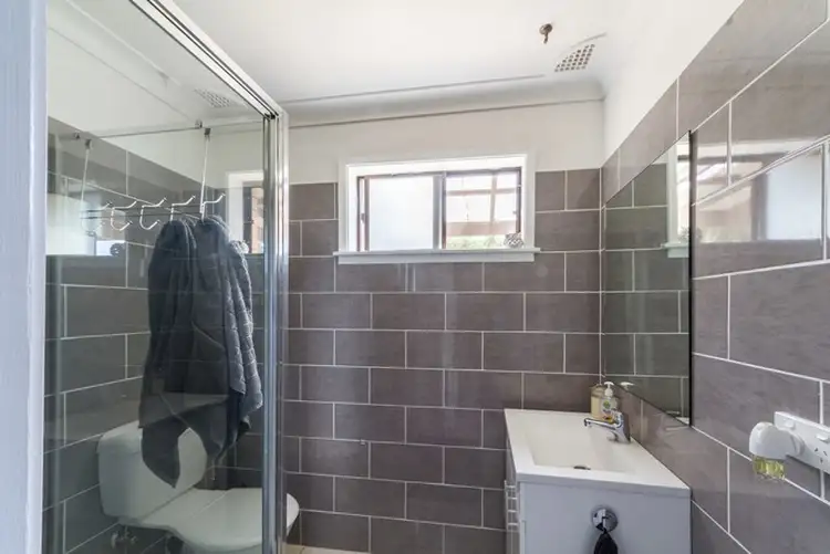 Fifth view of Homely house listing, 8 Allambie Place, Cowra NSW 2794