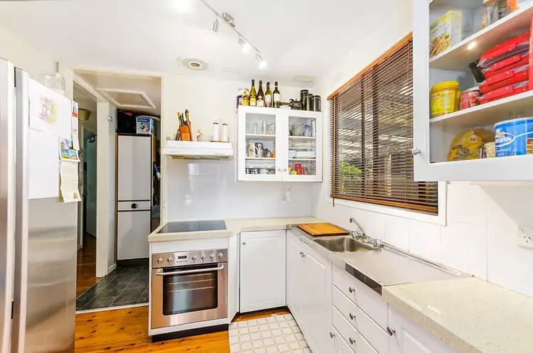 Fifth view of Homely house listing, 33 Churinga Circle, Koonawarra NSW 2530