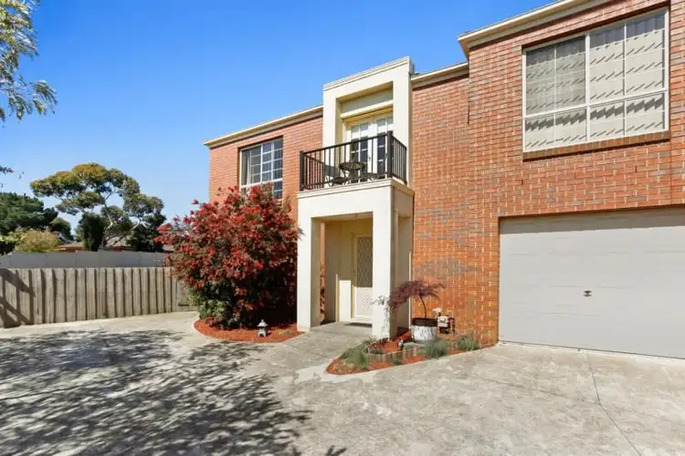 Main view of Homely townhouse listing, 10/32 Papworth Place, Meadow Heights VIC 3048