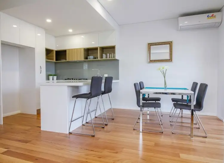 Fifth view of Homely house listing, 4/102 Birdwood Road, Innaloo WA 6018