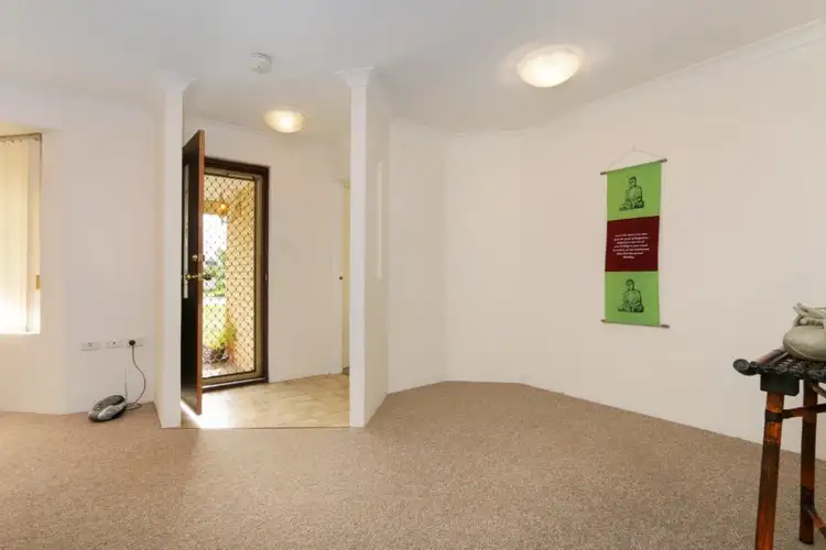 Third view of Homely house listing, 2 Duncan Close, Parkwood WA 6147
