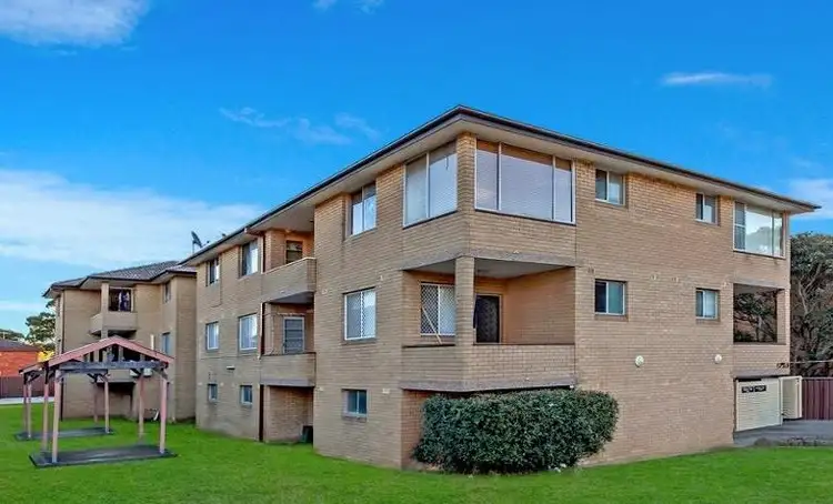 4/74-76 Wangee Road, Lakemba NSW 2195