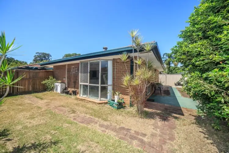 2/14 Freeman Street, Labrador QLD 4215