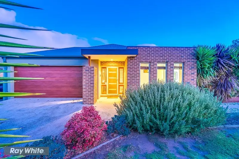 Main view of Homely house listing, 10 Moonlight Place, Tarneit VIC 3029