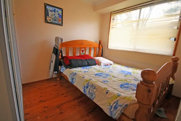 Seventh view of Homely house listing, 15 Emex Place, Macquarie Fields NSW 2564