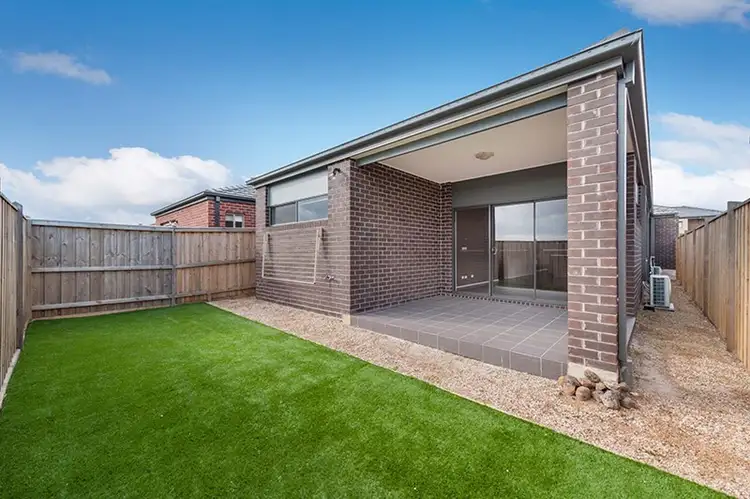 Seventh view of Homely house listing, 20 Silverwood Drive, Greenvale VIC 3059