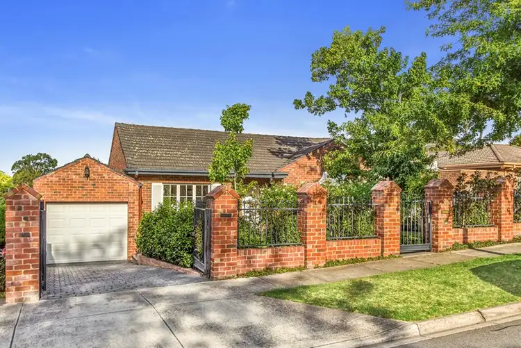 18A Belgravia Avenue, Mont Albert North VIC 3129