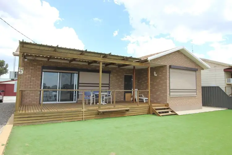 5 North Terrace, Blanchetown SA 5357