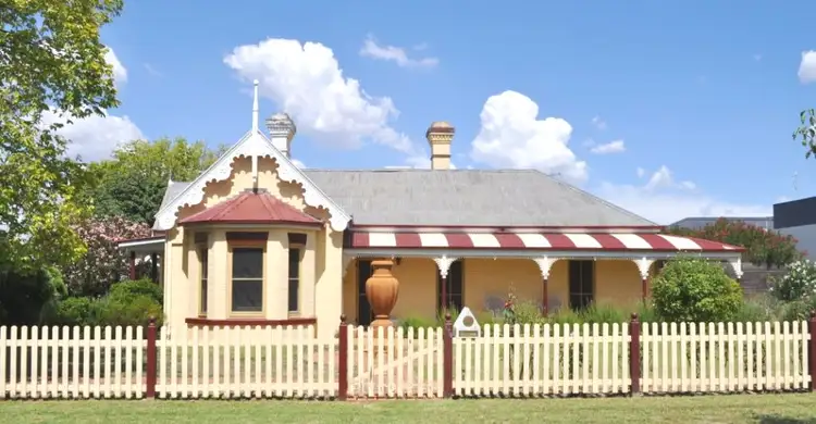 178 Sutton Street, Cootamundra NSW 2590
