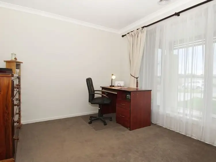 Fifth view of Homely house listing, 2 Unicorn Court, Truganina VIC 3029