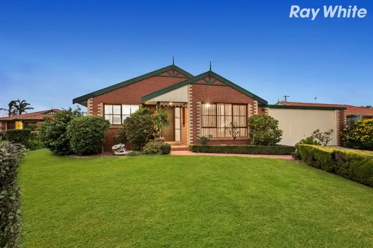 25 Oploo Court, Dingley Village VIC 3172