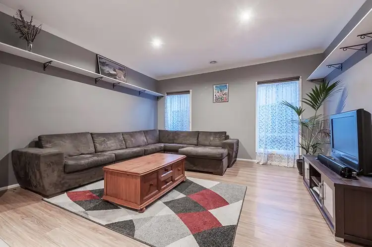 Sixth view of Homely house listing, 3 Brixton Place, Craigieburn VIC 3064
