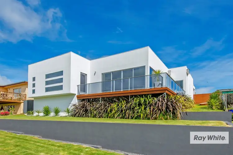 18 West Park Grove, Parklands TAS 7320