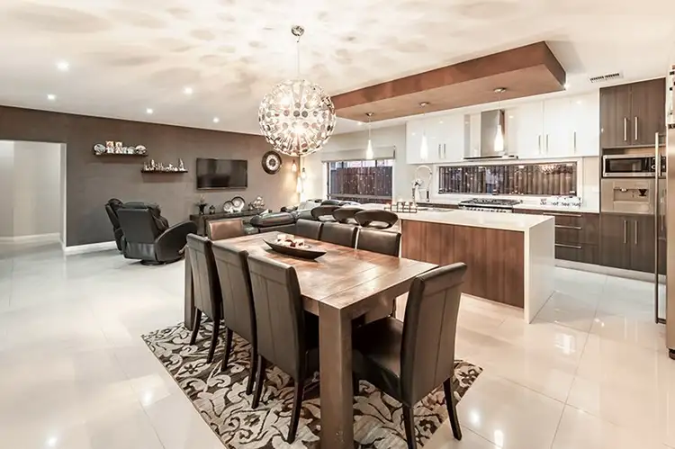 Fifth view of Homely house listing, 2 Humber Street, Craigieburn VIC 3064