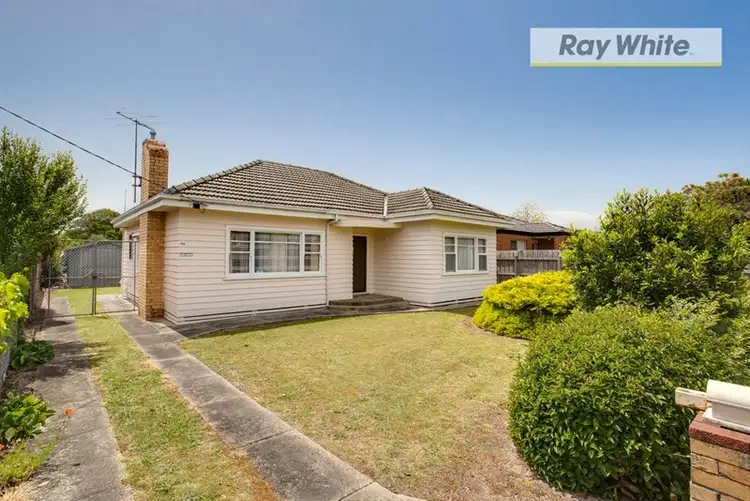 94 Warranilla Avenue, Rosebud VIC 3939