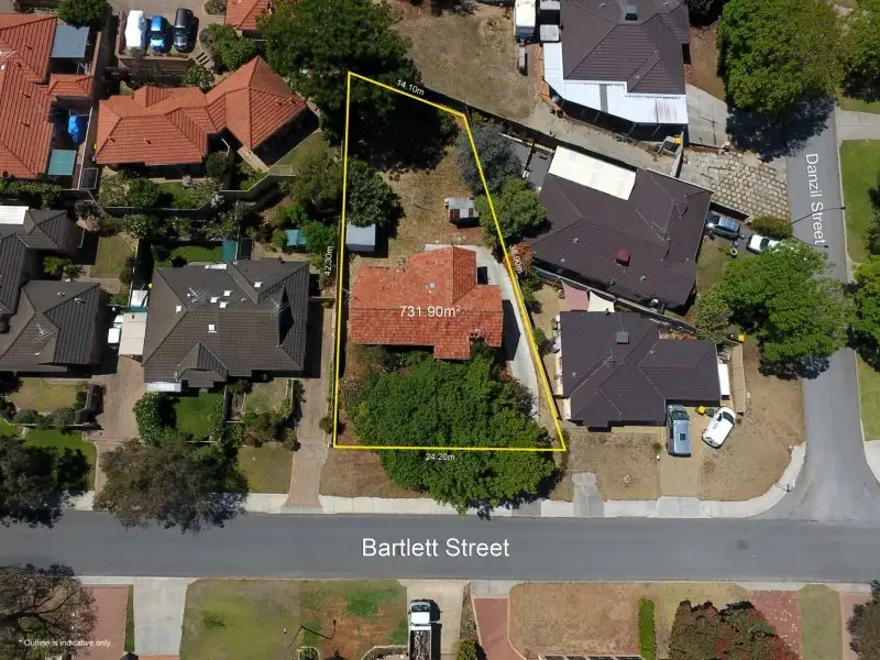 Main view of Homely house listing, 21 Bartlett Street, Willagee WA 6156