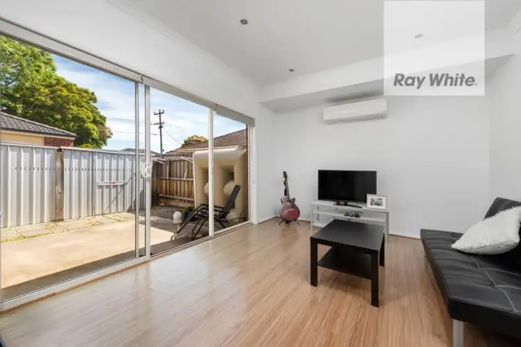2/4 Bradshaw Street, Kingsbury VIC 3083