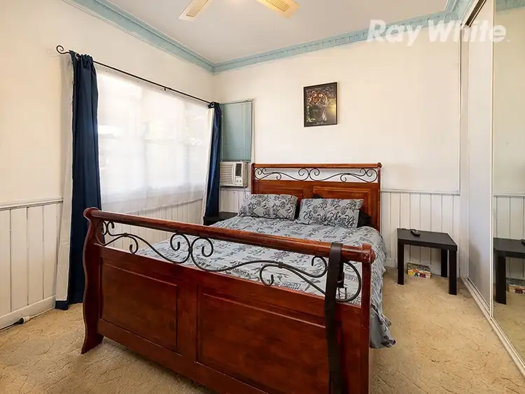 Fifth view of Homely house listing, 364 Glenly Street, North Albury NSW 2640