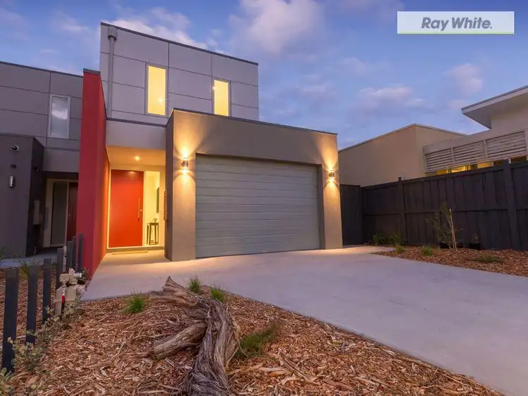 39 Capel Avenue, Rosebud West VIC 3940