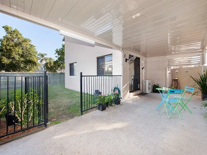 Main view of Homely unit listing, 2/23 WInchester Street, Hamilton QLD 4007
