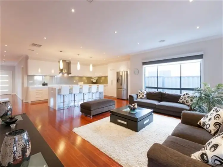 Fifth view of Homely house listing, 12 Viewside Crescent, Craigieburn VIC 3064