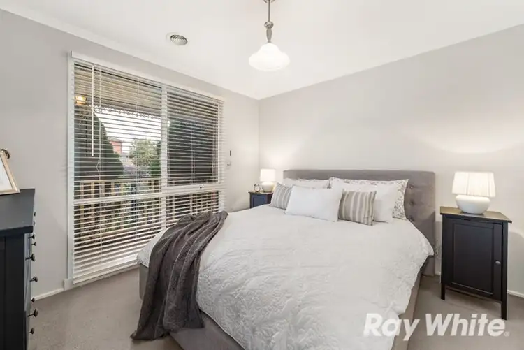 Fifth view of Homely house listing, 6 Grady Close, Mill Park VIC 3082