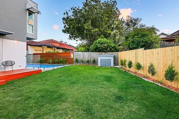 Fifth view of Homely house listing, 16 Raeburn Avenue, Castlecrag NSW 2068