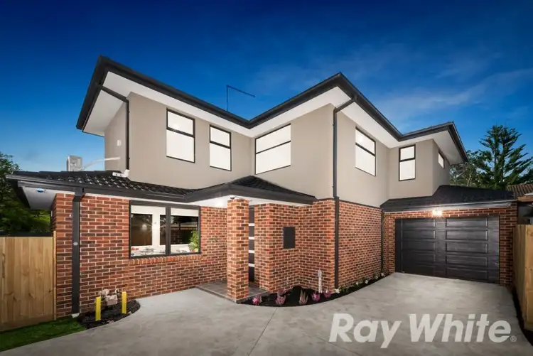 14B Kingloch Parade, Wantirna VIC 3152