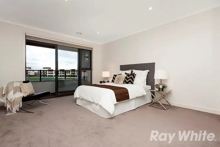 Seventh view of Homely house listing, 4 Peterleigh Place, Mulgrave VIC 3170