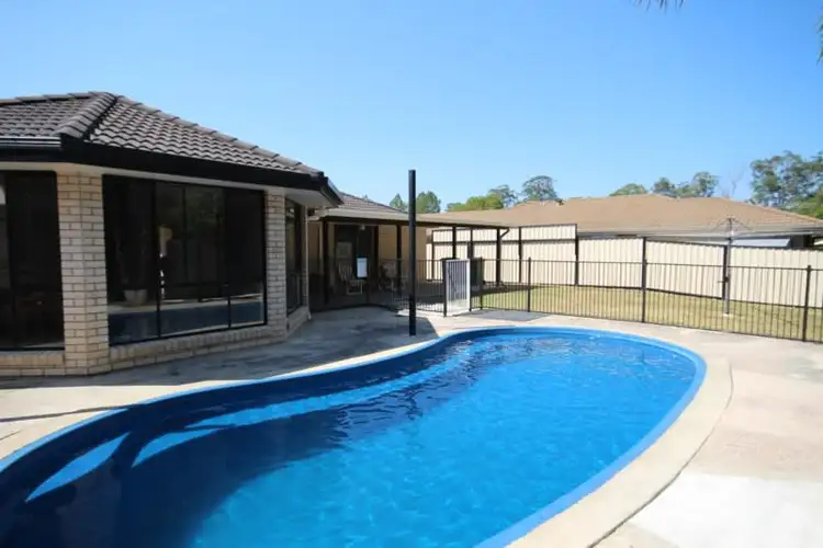 10 Earl Court, Landsborough QLD 4550
