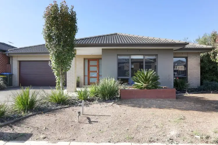 21 Fieldwren Drive, Williams Landing VIC 3027