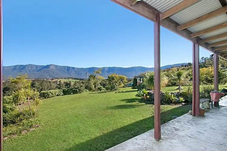 32 Yellowood Road, Tyalgum NSW 2484