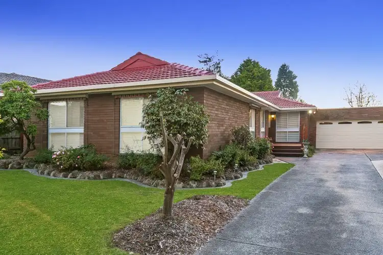 28 Burlington Crescent, Wantirna VIC 3152