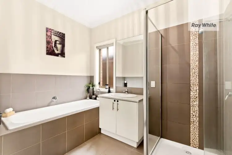 Fifth view of Homely house listing, 22 Jenolan Way, South Morang VIC 3752