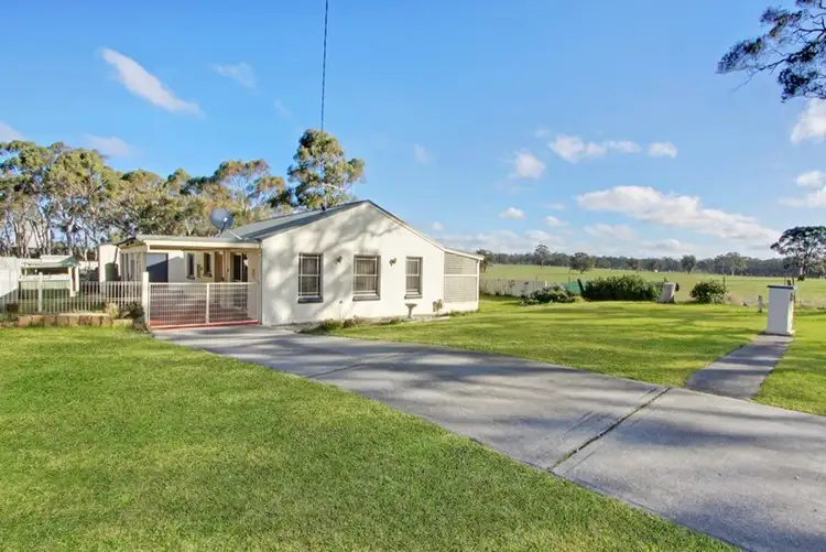 22 Collins Street, Marulan NSW 2579