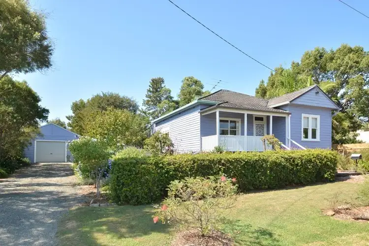 6 Sawyer Street, Paxton NSW 2325