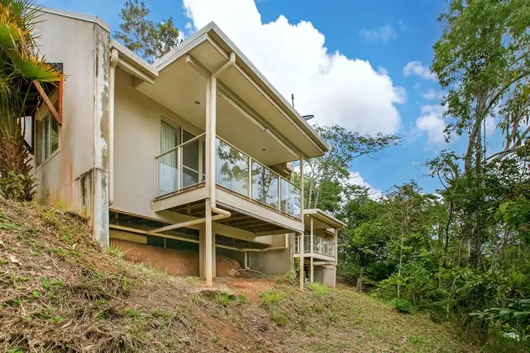 Second view of Homely house listing, 2/7 Tari Place, Trinity Beach QLD 4879