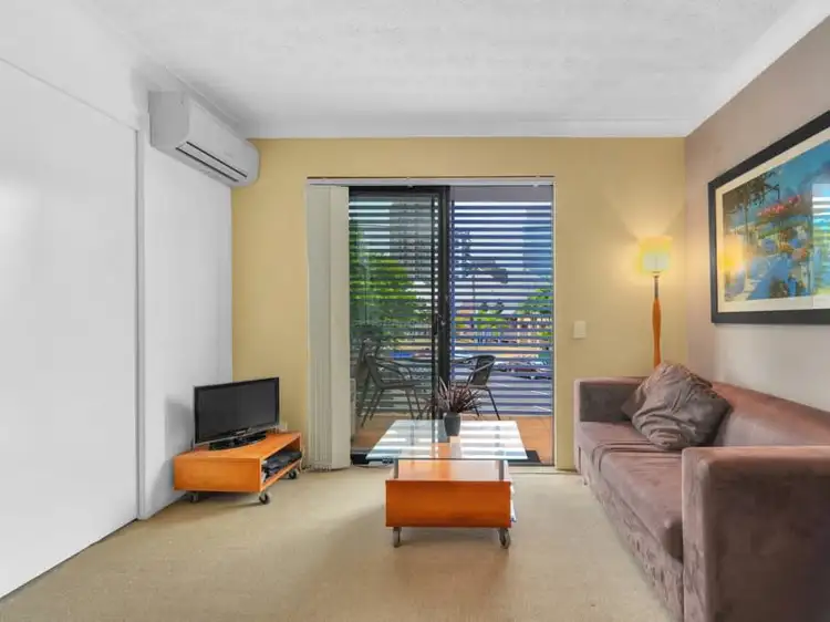 Second view of Homely apartment listing, 2/273 Boundary Street, Spring Hill QLD 4000