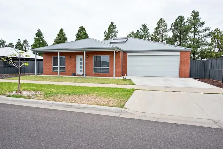 15 Acacia Street, Swan Hill VIC 3585