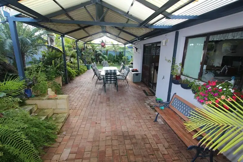 Main view of Homely house listing, 6 Oakapple Drive, Duncraig WA 6023