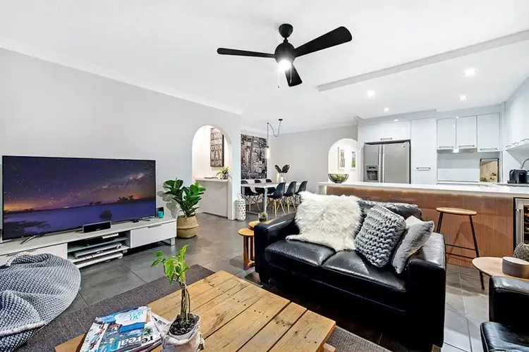 Third view of Homely unit listing, 2/22 'San Remo' 22 Britannia Avenue, Broadbeach QLD 4218