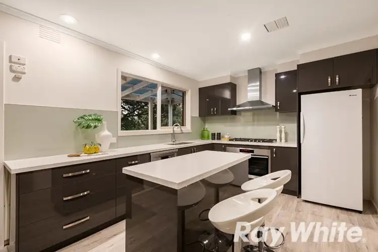 Fourth view of Homely house listing, 25 Barnesdale Drive, Vermont VIC 3133