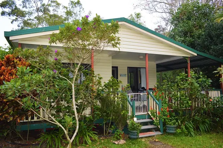 5 Roxton Court, Beerwah QLD 4519