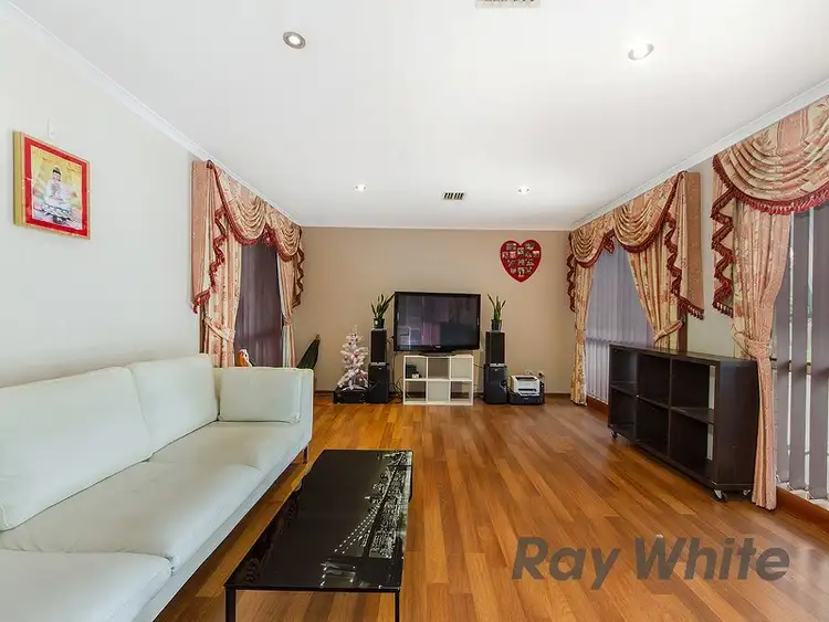Fifth view of Homely house listing, 7 Mulwala Gardens, St Albans VIC 3021