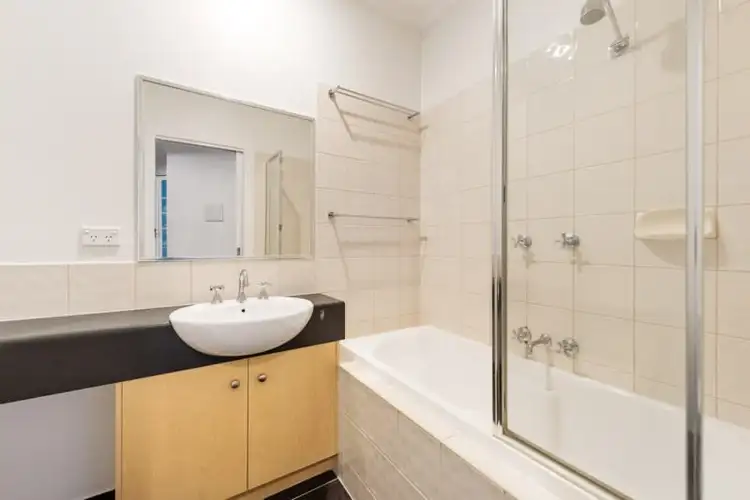 Fifth view of Homely apartment listing, 18/13-15 HEWISH Road, Croydon VIC 3136