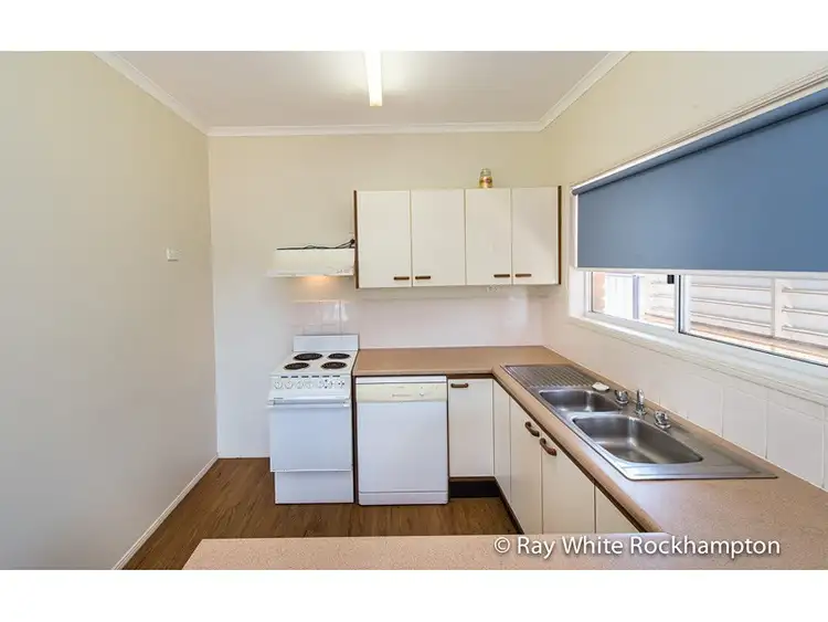 Fifth view of Homely house listing, 2 Dingwall Street, Keppel Sands QLD 4702