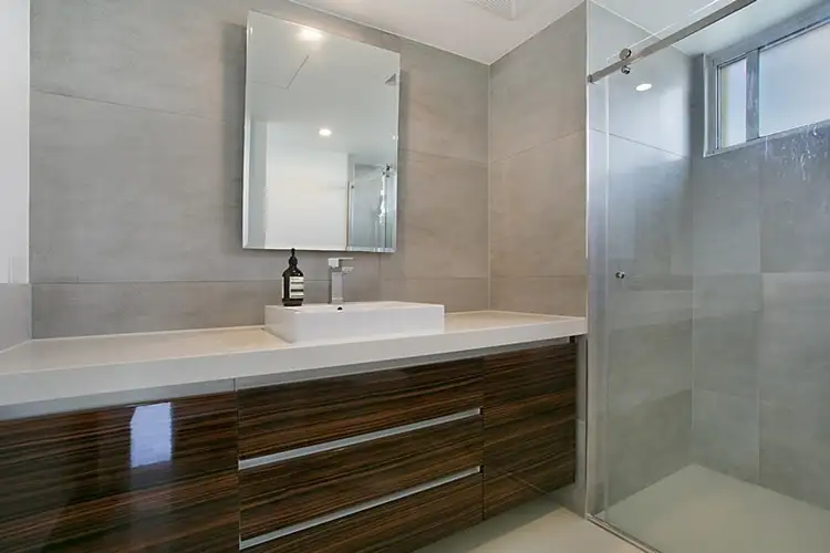 Fifth view of Homely unit listing, 302/46-48 Peerless Avenue, Mermaid Beach QLD 4218